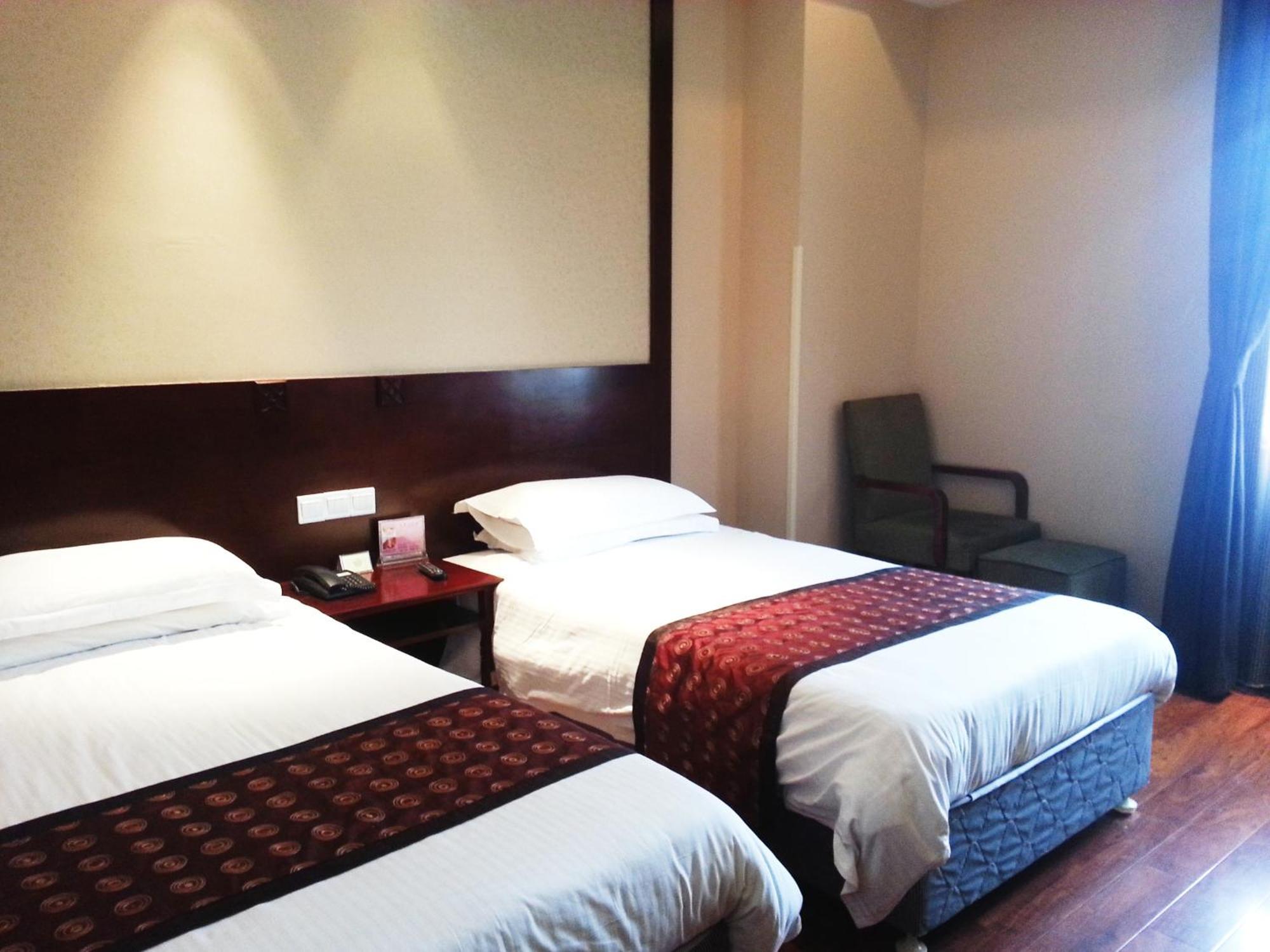 Hotel Seventh Heaven 3*